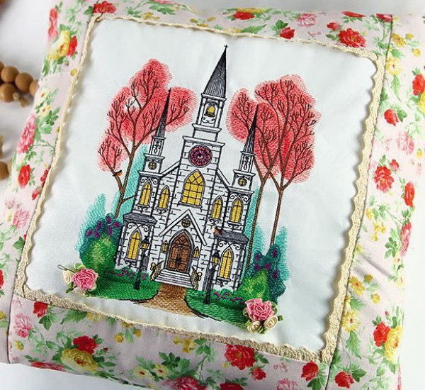 Castle _ Machine Embroidery Design